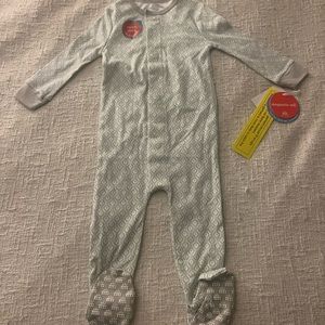 BRAND NEW NWT Magnetic Me Sleeper Gender Neutral 9-12 Months